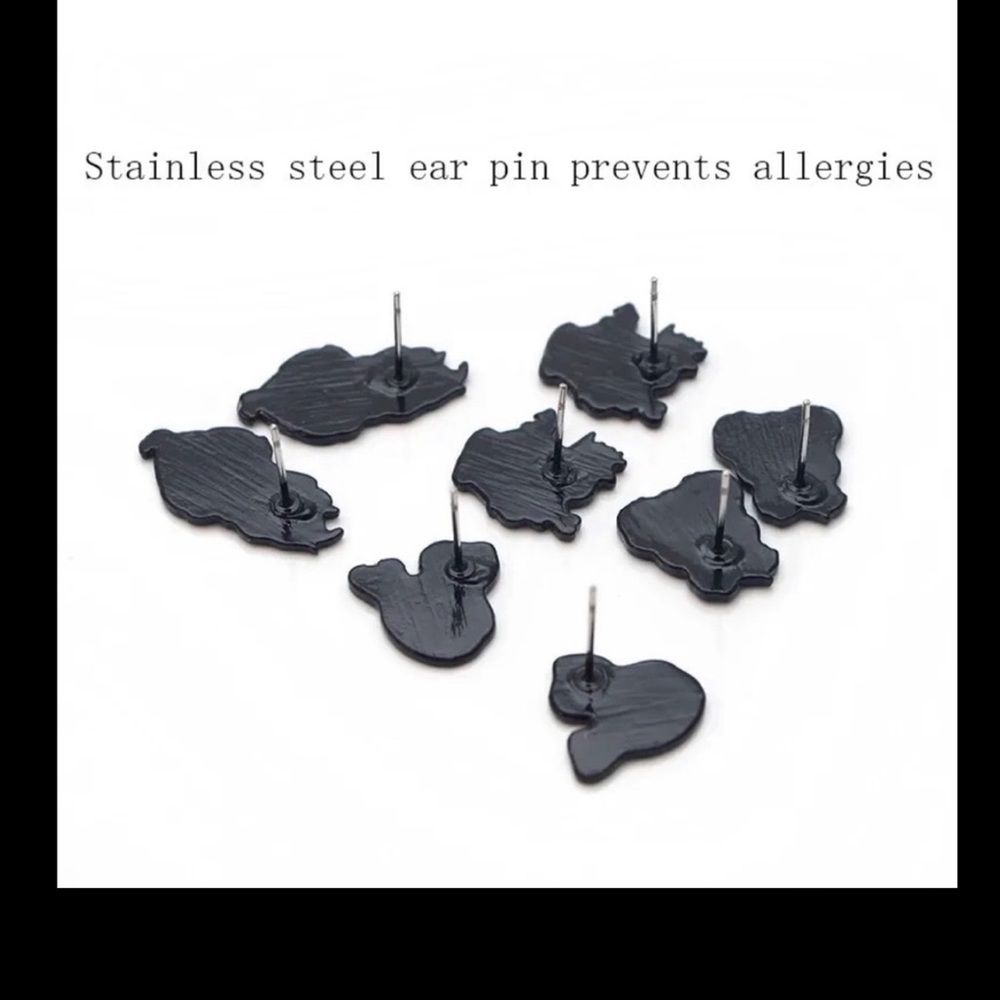$3 Stitch enamel stud earrings $3 if bundled - Picture 3 of 16